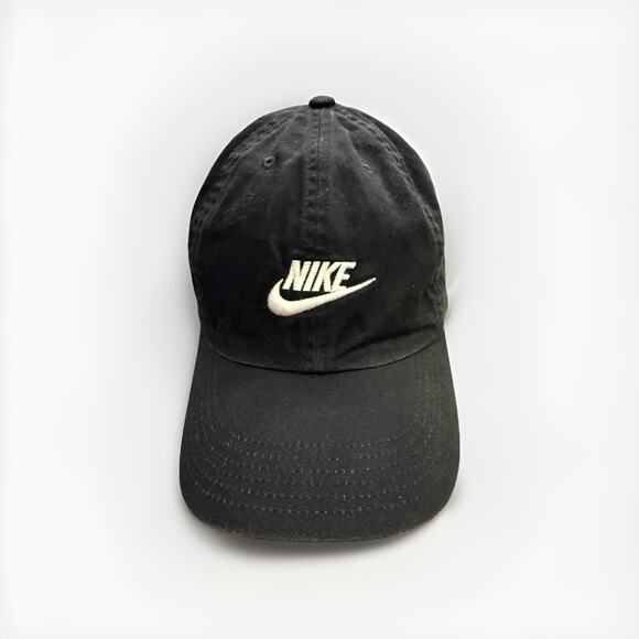 Nike Other - Nike Heritage86 Youth Kids Unisex Black Adjustable Strapback Hat Baseball Cap